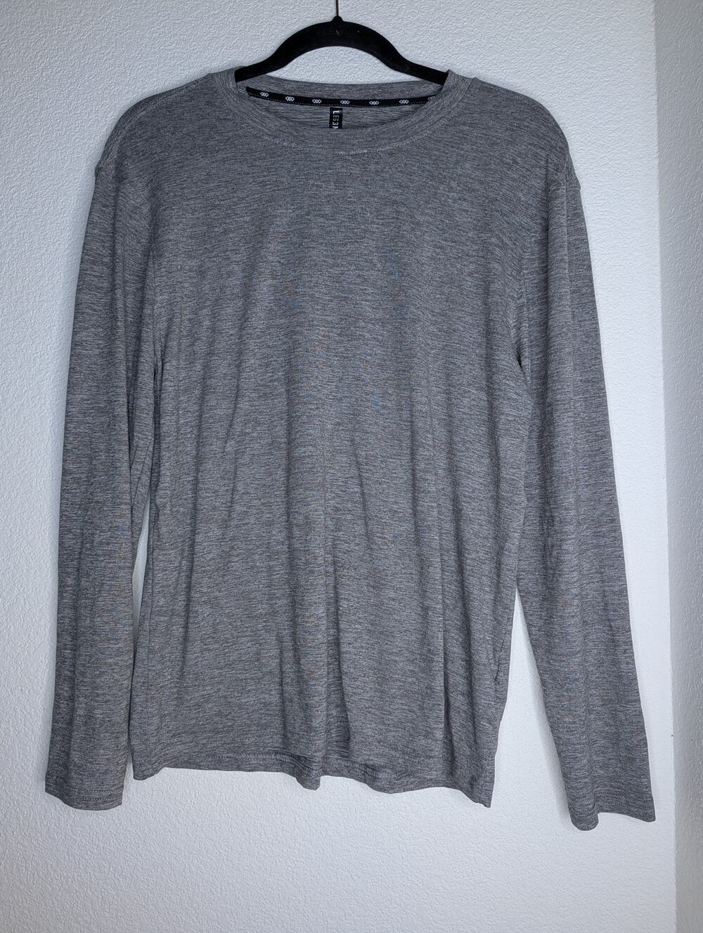 LEG3ND Men's Soft Gray Athletic Longsleeve Shirt Athleisure Workout M Activewear